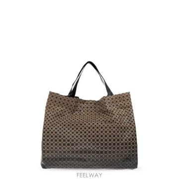 Issey Miyake 26FW �ٿ��ٿ� ��Ʈ�� BB69AG411 BEIGE26FW �ٿ��ٿ� ��Ʈ�� BB69AG411 BEIGE