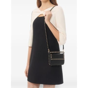 Valentino 26FW �߷�Ƽ�� ����ٴ� ���� 9W0P0W07VSH 0NO26FW �߷�Ƽ�� ����ٴ� ���� 9W0P0W07VSH 0NO