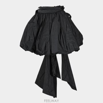 Blumarine 26FW ���縶�� �̵� ��ĿƮ NF6046 T886422222 BLACK26FW ���縶�� �̵� ��ĿƮ NF6046 T886422222 BLACK