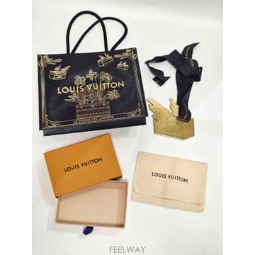 Louis Vuitton ���̺��� ���� �ڽ� ���ι� ����Ʈ�� Ȧ������ ��� �� ���� ���� ��Ʈ���̺��� ���� �ڽ� ���ι� ����Ʈ�� Ȧ������ ��� �� ��