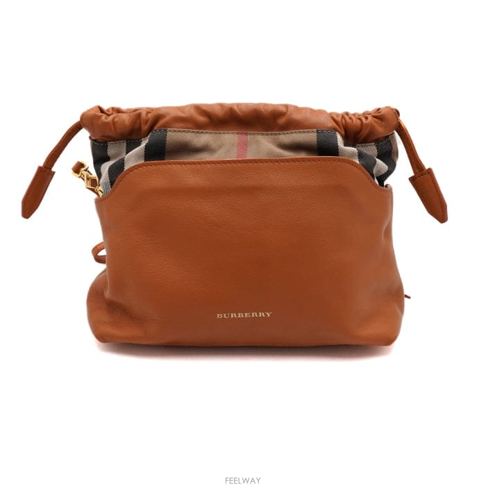 Burberry ������ 3950077 ���������� �Ͽ콺üũ ��Ʋ ũ���� ����� �� ũ�ν���aa68531������ 3950077 ���������� �Ͽ콺üũ ��Ʋ ũ���� ���