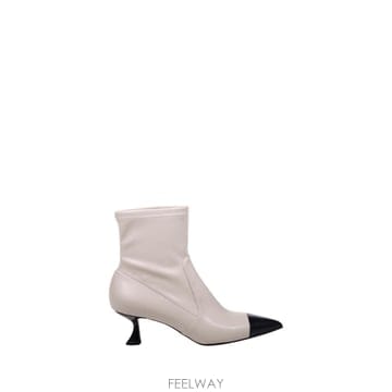 | Other Brand | 24FW �������� �����׽� CELIN5 ���� CELIN5ECOLEATHER TP58217553324FW �������� �����׽� CELIN5 ���� CELIN5ECOLEATHER TP