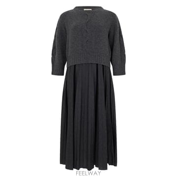 Max Mara 26FW �������� �� ��Ʈ �巹�� WKDCALCO2625396012600006 TP58217562826FW �������� �� ��Ʈ �巹�� WKDCALCO2625396012600006 
