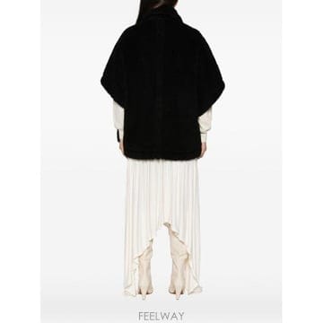 Max Mara �׶�����Ÿ �ؿ� �������� ���� WOOL CAPE 24736172600008�׶�����Ÿ �ؿ� �������� ���� WOOL CAPE 24736172600008