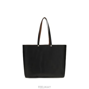 Valentino �ؿ� ���¸���� AW26 �߷�Ƽ�� ����ٴ� ���� ��� ����� ������ �����͵� �۾��� ���� ��Ʈ�� 9Y0B0U�ؿ� ���¸���� AW26 �߷�Ƽ�� ����ٴ� ���� ��� ���