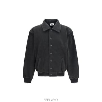 GCDS �ؿ� ���¸���� AW26 �����𿡽� ���� �ٽ�Ƽ �ΰ� ����� ���� C2MWQA027F162_999B�ؿ� ���¸���� AW26 �����𿡽� ���� �ٽ�Ƽ �ΰ� ���