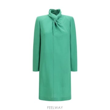 Valentino �ؿ� ���¸���� AW26 �߷�Ƽ�� ���� �ŵ� ��� �ض����� �� �巹�� 9B0VALW2A6F_IFM�ؿ� ���¸���� AW26 �߷�Ƽ�� ���� �ŵ� ��� �ض����� 