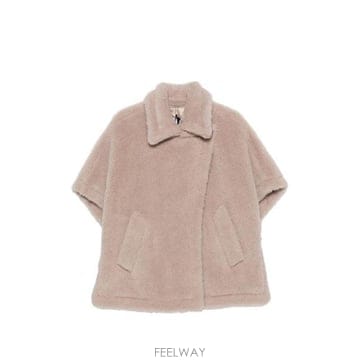 Max Mara �׶�����Ÿ �ؿ� �������� ���� WOOL CAPE 24736172600002�׶�����Ÿ �ؿ� �������� ���� WOOL CAPE 24736172600002