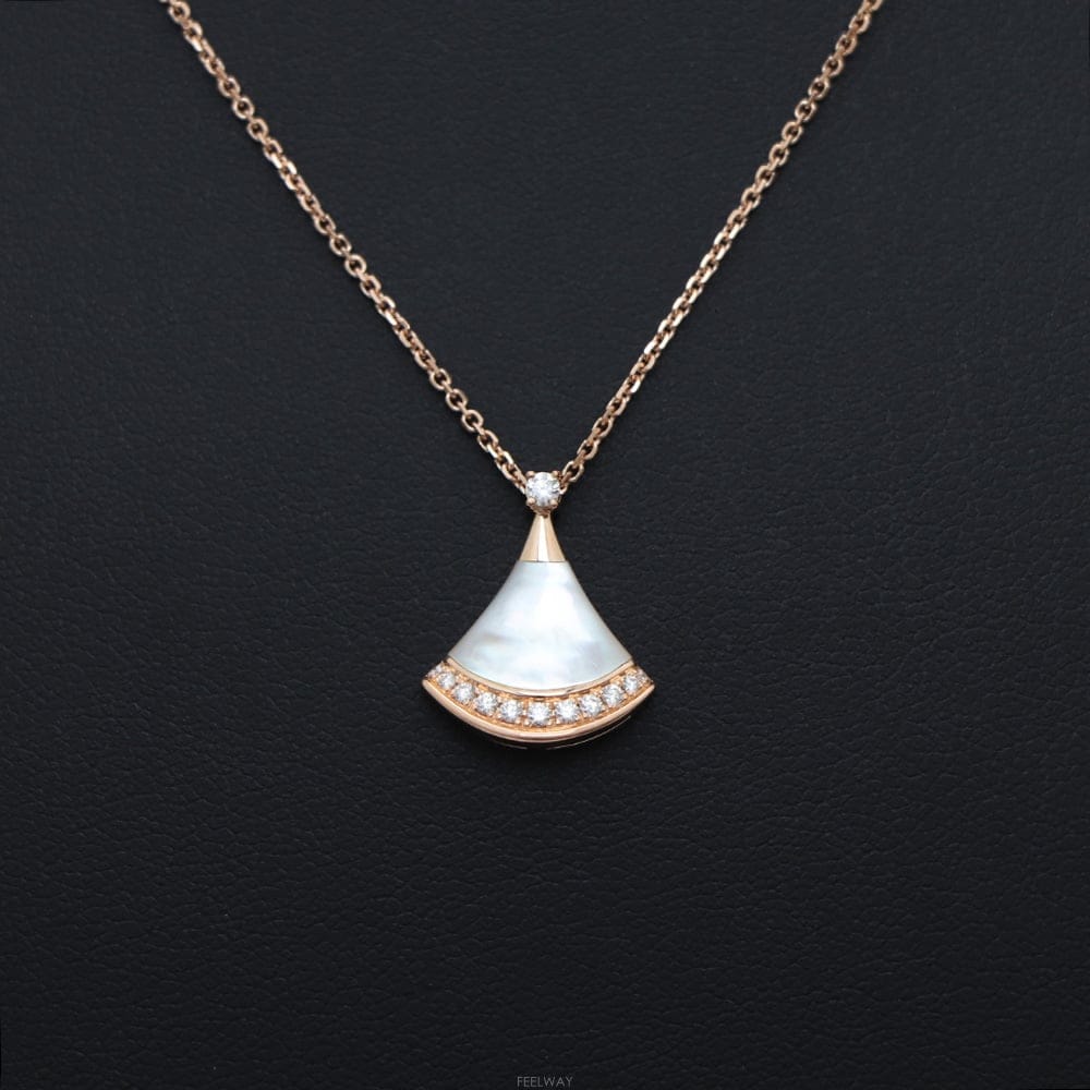 BVLGARI �Ұ��� 358365 ������ 0.13ct ���̾� ��ٽ��帲 ��ũ���� �����kk56120639�Ұ��� 358365 ������ 0.13ct ���̾� ��ٽ��帲 ��ũ��