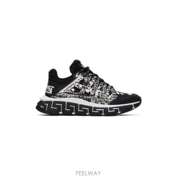 26 FW 베르사체 블랙   화이트 트라이그레카 스니커즈 232404M237045