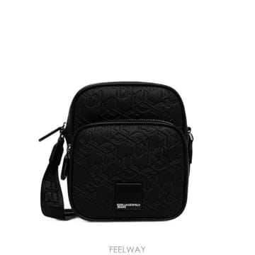 Karl Lagerfeld 26 FW Į�����Ʈ monogram embossed messenger bag B4M30198 TP4591726 FW Į�����Ʈ monogram embossed messenger bag B4M30
