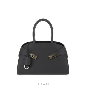 Ferragamo 26 FW ��󰡸� �̵�� ��� ��Ʈ �� 215608 TP45515236426 FW ��󰡸� �̵�� ��� ��Ʈ �� 215608 TP455152364