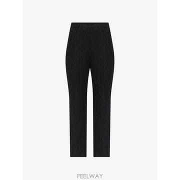 Issey Miyake 26 FW �ø��� �ø��� �̼��� �̾��� �ս��� �÷� �ٶ��� �ø��� ž PP68JF116 TP45746209426 FW �ø��� �ø��� �̼��� �̾��� �ս��� �÷� �ٶ��� 