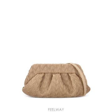 THEMOIRe 26 FW ���� Ƽ�� ���� Ŭ��ġ 261WTMBB0OOAA TP45828569926 FW ���� Ƽ�� ���� Ŭ��ġ 261WTMBB0OOAA TP45828569