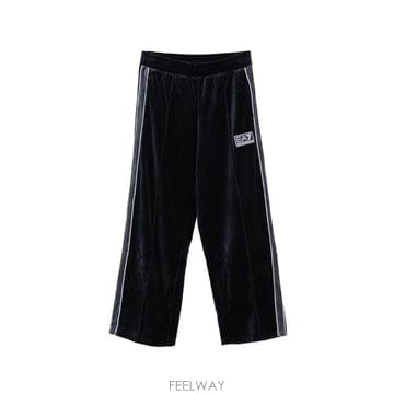 Armani [P13]�̿��̼��� 7M002506AF26044UB102 ���� Ʈ����� ġ�� Ŭ�������� ���� ������ �νõ�[P13]�̿��̼��� 7M002506AF26044UB102 ���� Ʈ����� ġ