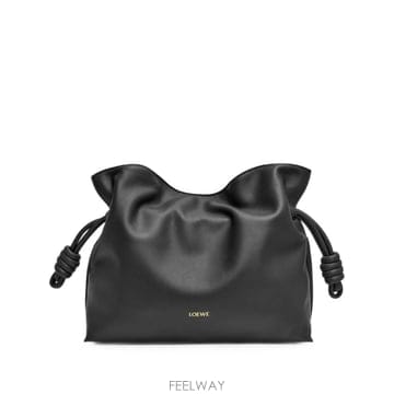 Loewe 26 FW �ο��� �ö���� �̵�� �ŵ� Ŭ��ġ A411FC1XD4 TP45732523026 FW �ο��� �ö���� �̵�� �ŵ� Ŭ��ġ A411FC1XD4 TP