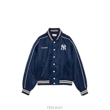 26 FW 스포티앤리치 데이지 로고 자수 봄버 재킷  OW005610675BL107 TP458320941