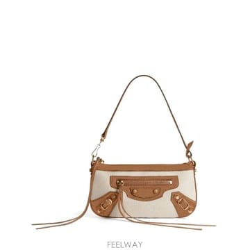 Balenciaga 26 FW �߷��þư� ��Ƽ ��� �� 8639602ACO59226 TP45592305726 FW �߷��þư� ��Ƽ ��� �� 8639602ACO59226 TP455923