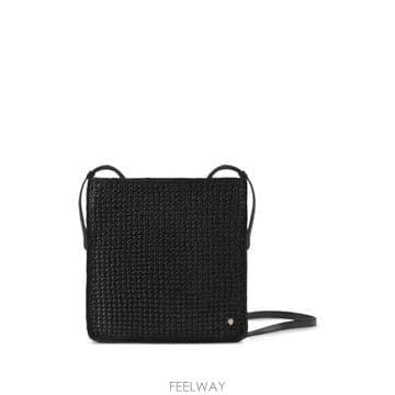 26 FW 헬렌카민스키 네자 크로스 백 BAG51968CHARCOALBLACK TP456993118