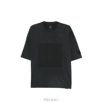 26 FW 챔피온 로고 패치 티셔츠 222902 TP456669049