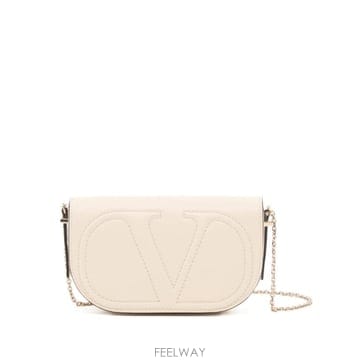 Valentino 26 FW �߷�Ƽ�� ����ٴ� ���̷ΰ� ��ũ ī����Ų ü�� �Ŀ�ġ WP0AL8ZLB TP45594270126 FW �߷�Ƽ�� ����ٴ� ���̷ΰ� ��ũ ī����Ų ü�� ��