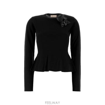 Blumarine 26 FW ���縶�� floral applique peplum sweater RF6180MA3132M700A26 FW ���縶�� floral applique peplum sweater RF6180MA
