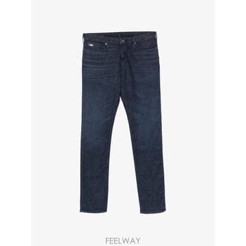 Armani 26 FW �Ƹ����� J06 �ΰ� ��� �� EM000121AF23022 TP45944313226 FW �Ƹ����� J06 �ΰ� ��� �� EM000121AF23022 TP4594