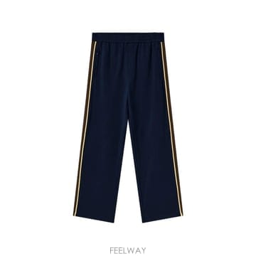 26 FW 악셀아리가토 커브 사이드 스트라이프 트랙팬츠 A4145001 TP459637325