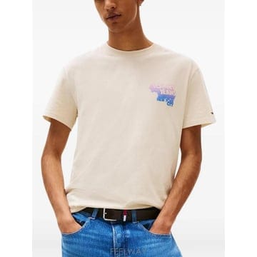TOMMY HILFIGER 26 FW Tommy Jeans ���� �ΰ� �� �׷��� Ƽ���� DM0DM21589ACH TP45963328826 FW Tommy Jeans ���� �ΰ� �� �׷��� Ƽ���� DM0DM2158