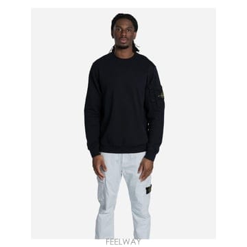 인더샵 STONE ISLAND 스톤아일랜드 네이비 스웨트셔츠
