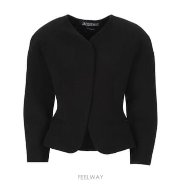 인더샵 JACQUEMUS 자크뮈스 블랙 테일러드 자켓