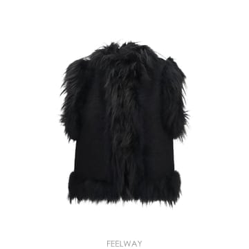 인더샵 FENDI 펜디 블랙 베스트