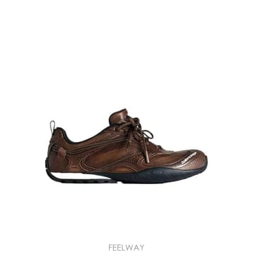 인더샵 BALENCIAGA 발렌시아가 브라운 스니커즈