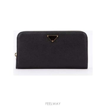 인더샵 PRADA 로고 블랙 사피아노 지퍼 장지갑