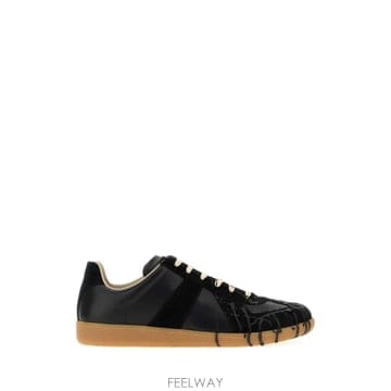 인더샵 Maison Margiela 메종 마르지엘라 블랙 스니커즈