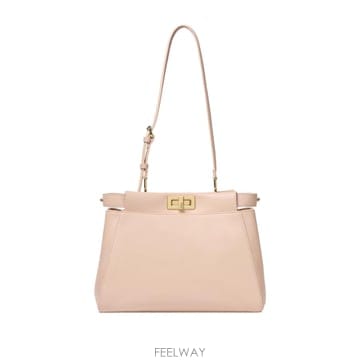 인더샵 FENDI 펜디 베이지 숄더백
