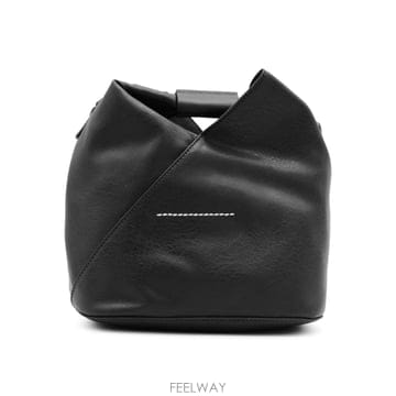 인더샵 MM6 Maison Margiela MM6 메종 마르지엘라 블랙 토트백