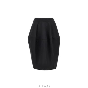 인더샵 JACQUEMUS 자크뮈스 블랙 스커트