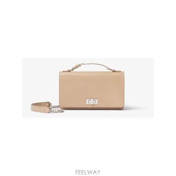 FENDI �δ��� FENDI ��� ��ī�� WOC ������δ��� FENDI ��� ��ī�� WOC �����