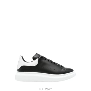 인더샵 Alexander McQUEEN 알렉산더 맥퀸 블랙 스니커즈