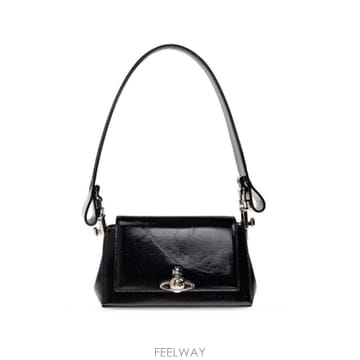 인더샵 Vivienne Westwood 비비안 웨스트우드 블랙 숄더백
