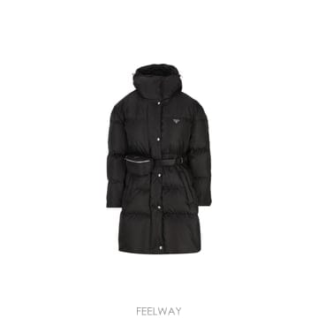 인더샵 PRADA 프라다 블랙 패딩