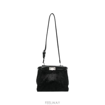 FENDI ���Ϲ�� ��� ��ī�� ���̾��� XS ī����� ��� ����Ϲ�� ��� ��ī�� ���̾��� XS ī����� ��� ��