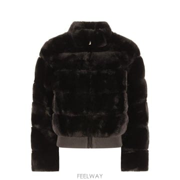 Michael Kors 26FW ����Ŭ �ھ �ƿ��� 77G1377M52 001 BLACK26FW ����Ŭ �ھ �ƿ��� 77G1377M52 001 BLACK