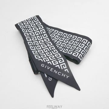 Givenchy(지방시) BG00AXG002-004 100% 실크 블랙 화이트 GIVENCHY 4G 스키니 스카프