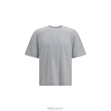 GCDS �ؿ� ���¸���� AW26 �����𿡽� ���� �޸� �ΰ��� �ִ� ��ư ũ��� Ƽ���� Z0MLQC214J080_90�ؿ� ���¸���� AW26 �����𿡽� ���� �޸� �ΰ��� �ִ� 