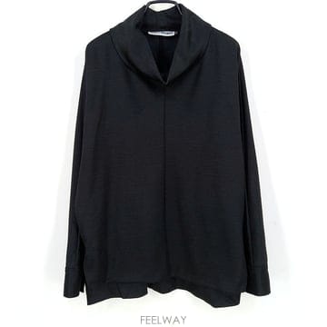 이세이미야케 여성 춘추 가오리루즈핏 긴팔티 블랙85   47341