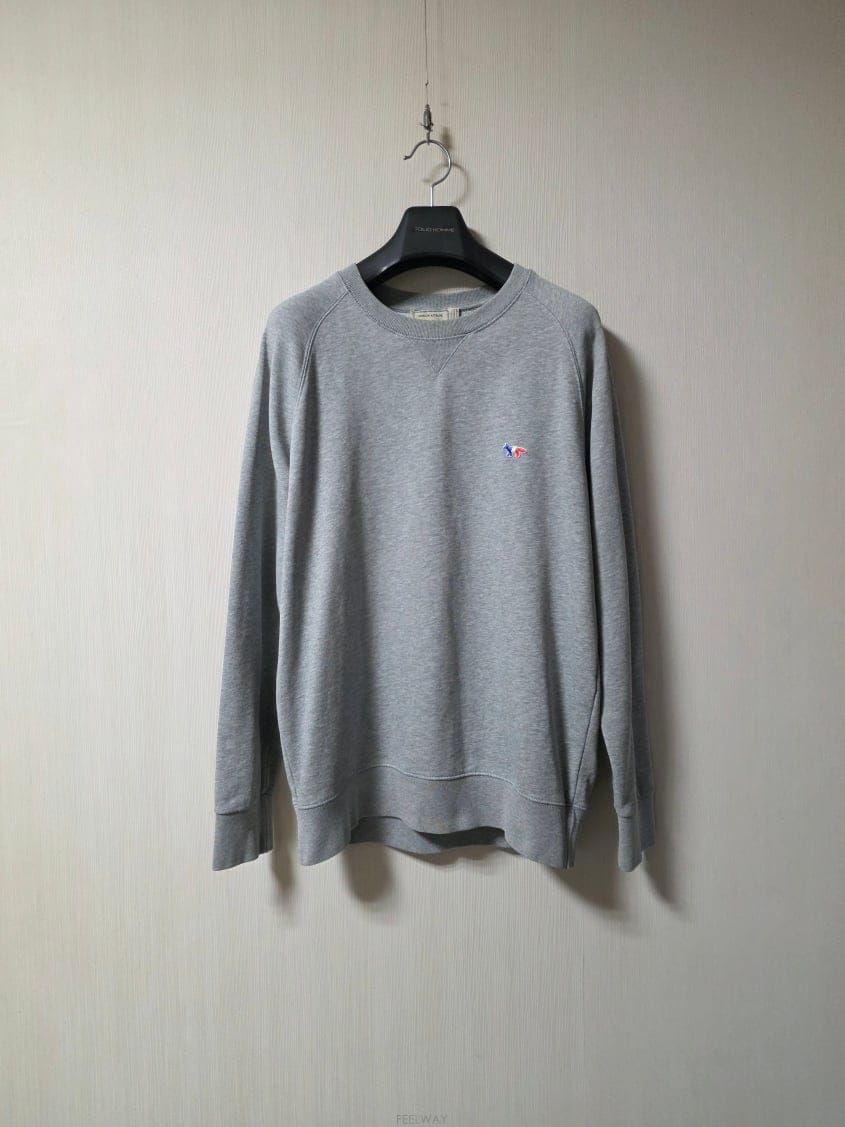 Maison Kitsune ����Ű���� �ڼ� �ΰ� ������  Ƽ���� L ���������Ű���� �ڼ� �ΰ� ������  Ƽ���� L ������