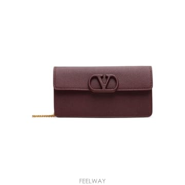 Valentino 26 FW �߷�Ƽ�� ����ٴ� ���ǵ� V�ΰ� �ñ״�ó �׷��̴� ī����Ų WOC �� 262807F04800326 FW �߷�Ƽ�� ����ٴ� ���ǵ� V�ΰ� �ñ״�ó �׷��̴�