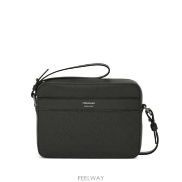 Ferragamo 26 FW ��󰡸� ���׷� ��� �� 793958 TP45639567926 FW ��󰡸� ���׷� ��� �� 793958 TP456395679